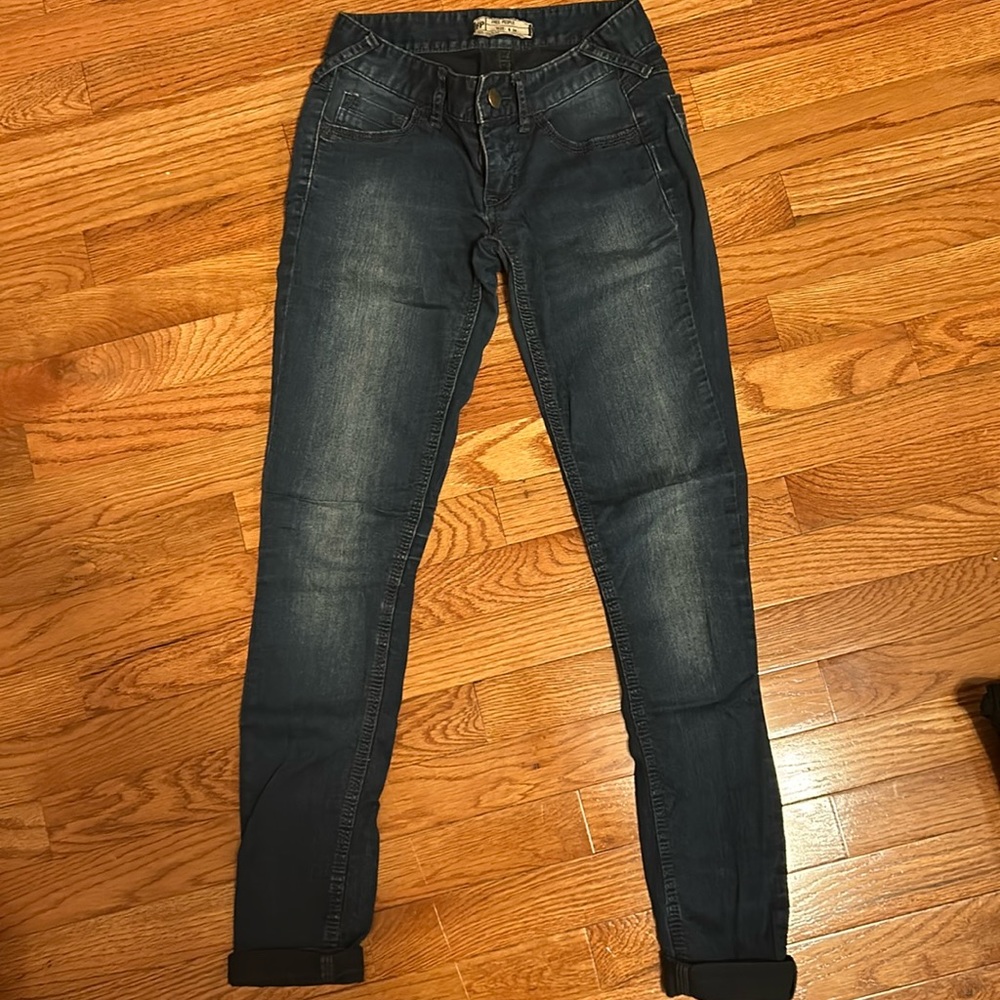Blue skinny jeans